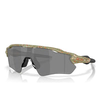 Lade das Bild in den Galerie-Viewer, Sonnenbrille Oakley, Modell: 0OO9208 Farbe: G1