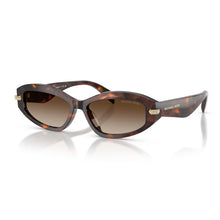Lade das Bild in den Galerie-Viewer, Sonnenbrille Michael Kors, Modell: 0MK2260D Farbe: 403113
