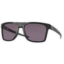 Lade das Bild in den Galerie-Viewer, Sonnenbrille Oakley, Modell: 0OO9100 Farbe: 01
