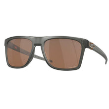 Lade das Bild in den Galerie-Viewer, Sonnenbrille Oakley, Modell: 0OO9100 Farbe: 910002

