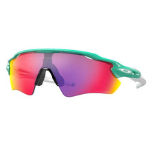 Lade das Bild in den Galerie-Viewer, Sonnenbrille Oakley, Modell: 0OO9208 Farbe: C6
