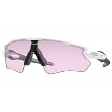 Lade das Bild in den Galerie-Viewer, Sonnenbrille Oakley, Modell: 0OO9208 Farbe: E5
