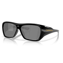 Lade das Bild in den Galerie-Viewer, Sonnenbrille Oakley, Modell: 0OO9492 Farbe: 01
