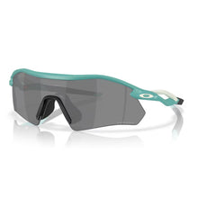 Lade das Bild in den Galerie-Viewer, Sonnenbrille Oakley, Modell: 0OO9495D Farbe: 04
