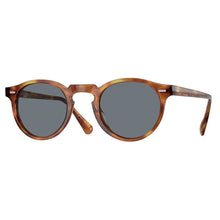 Lade das Bild in den Galerie-Viewer, Sonnenbrille Oliver Peoples, Modell: 0OV5217S Farbe: 1483R8
