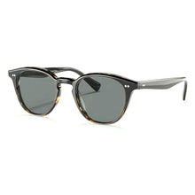 Lade das Bild in den Galerie-Viewer, Sonnenbrille Oliver Peoples, Modell: 0OV5454SU Farbe: 1722P2
