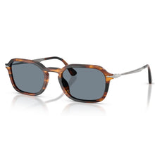 Lade das Bild in den Galerie-Viewer, Sonnenbrille Persol, Modell: 0PO3381S Farbe: 123556
