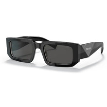 Lade das Bild in den Galerie-Viewer, Sonnenbrille Prada, Modell: 0PR06YS Farbe: 09Q5S0
