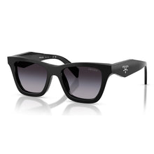 Lade das Bild in den Galerie-Viewer, Sonnenbrille Prada, Modell: 0PRC07S Farbe: 16K90A
