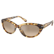 Lade das Bild in den Galerie-Viewer, Sonnenbrille Ralph Lauren, Modell: 0RL8226U Farbe: 60566Y
