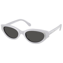 Lade das Bild in den Galerie-Viewer, Sonnenbrille Swarovski Eyewear, Modell: 0SK6030 Farbe: 106087
