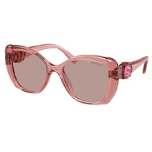 Lade das Bild in den Galerie-Viewer, Sonnenbrille Swarovski Eyewear, Modell: 0SK6051U Farbe: 30017N
