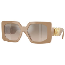 Lade das Bild in den Galerie-Viewer, Sonnenbrille Versace, Modell: 0VE4478U Farbe: 549961
