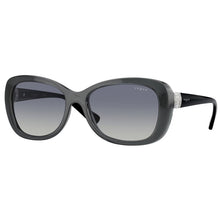 Lade das Bild in den Galerie-Viewer, Sonnenbrille Vogue, Modell: 0VO2943SB Farbe: 31324L
