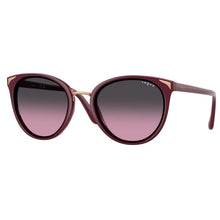 Lade das Bild in den Galerie-Viewer, Sonnenbrille Vogue, Modell: 0VO5230S Farbe: 287590
