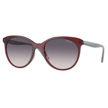 Lade das Bild in den Galerie-Viewer, Sonnenbrille Vogue, Modell: 0VO5453S Farbe: 292436
