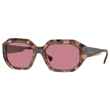 Lade das Bild in den Galerie-Viewer, Sonnenbrille Vogue, Modell: 0VO5554S Farbe: 314569
