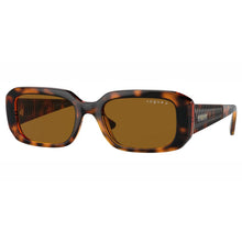 Lade das Bild in den Galerie-Viewer, Sonnenbrille Vogue, Modell: 0VO5565S Farbe: W65683
