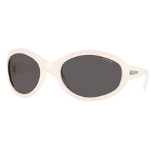 Lade das Bild in den Galerie-Viewer, Sonnenbrille Vogue, Modell: 0VO5606S Farbe: 312487
