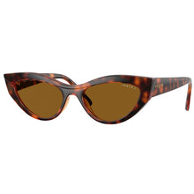 Lade das Bild in den Galerie-Viewer, Sonnenbrille Vogue, Modell: 0VO5637SU Farbe: W65683
