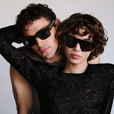 Calvin Klein Brille – minimalistisches und elegantes Design, Black Friday Aktion mit 40 % Rabatt.