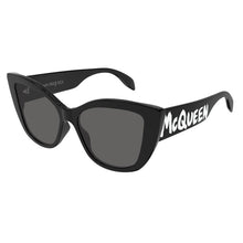 Lade das Bild in den Galerie-Viewer, Sonnenbrille Alexander McQueen, Modell: AM0347S Farbe: 001
