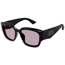 Lade das Bild in den Galerie-Viewer, Sonnenbrille Alexander McQueen, Modell: AM0468S Farbe: 003
