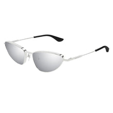 Lade das Bild in den Galerie-Viewer, Sonnenbrille Alexander McQueen, Modell: AM0522S Farbe: 003
