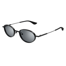 Lade das Bild in den Galerie-Viewer, Sonnenbrille Alexander McQueen, Modell: AM0523S Farbe: 004
