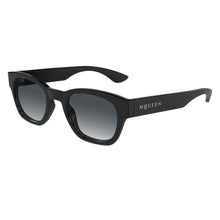 Lade das Bild in den Galerie-Viewer, Sonnenbrille Alexander McQueen, Modell: AM0530S Farbe: 001
