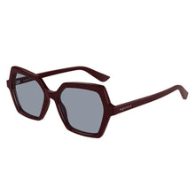 Lade das Bild in den Galerie-Viewer, Sonnenbrille Alexander McQueen, Modell: AM0537S Farbe: 004
