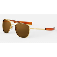 Lade das Bild in den Galerie-Viewer, Sonnenbrille Randolph, Modell: AVIATORII Farbe: 23kGoldAmericanTan
