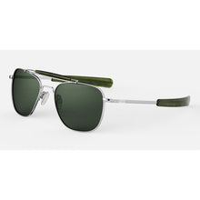 Lade das Bild in den Galerie-Viewer, Sonnenbrille Randolph, Modell: AVIATORII Farbe: BrightChromeAGX
