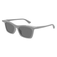 Lade das Bild in den Galerie-Viewer, Sonnenbrille Balenciaga, Modell: BB0099S Farbe: 002
