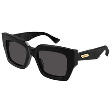 Lade das Bild in den Galerie-Viewer, Sonnenbrille Bottega Veneta, Modell: BV1212S Farbe: 001
