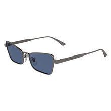 Lade das Bild in den Galerie-Viewer, Sonnenbrille Calvin Klein, Modell: CK24110S Farbe: 014
