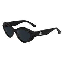 Lade das Bild in den Galerie-Viewer, Sonnenbrille Calvin Klein Jeans, Modell: CKJ24621S Farbe: 001
