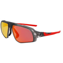 Lade das Bild in den Galerie-Viewer, Sonnenbrille Nike, Modell: FV2391 Farbe: 060
