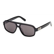 Lade das Bild in den Galerie-Viewer, Sonnenbrille GCDS, Modell: GD0046 Farbe: 01A

