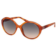 Lade das Bild in den Galerie-Viewer, Sonnenbrille Guess, Modell: GU00155 Farbe: 53P
