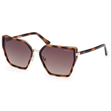 Lade das Bild in den Galerie-Viewer, Sonnenbrille Guess, Modell: GU7871 Farbe: 53F
