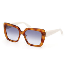 Lade das Bild in den Galerie-Viewer, Sonnenbrille Guess, Modell: GU7889 Farbe: 53W
