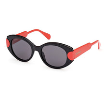 Lade das Bild in den Galerie-Viewer, Sonnenbrille MAX and Co., Modell: MO0108 Farbe: 01A
