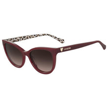 Lade das Bild in den Galerie-Viewer, Sonnenbrille Love Moschino, Modell: MOL072S Farbe: WGXHA
