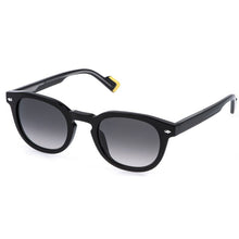 Lade das Bild in den Galerie-Viewer, Sonnenbrille Sting, Modell: Sst558 Farbe: 0700
