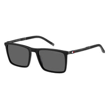 Lade das Bild in den Galerie-Viewer, Sonnenbrille Tommy Hilfiger, Modell: TH2077S Farbe: 807M9
