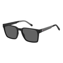 Lade das Bild in den Galerie-Viewer, Sonnenbrille Tommy Hilfiger, Modell: TH2143S Farbe: 08AM9
