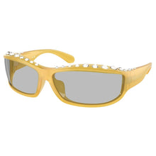 Lade das Bild in den Galerie-Viewer, Sonnenbrille Swarovski Eyewear, Modell: 0SK6009 Farbe: 103087
